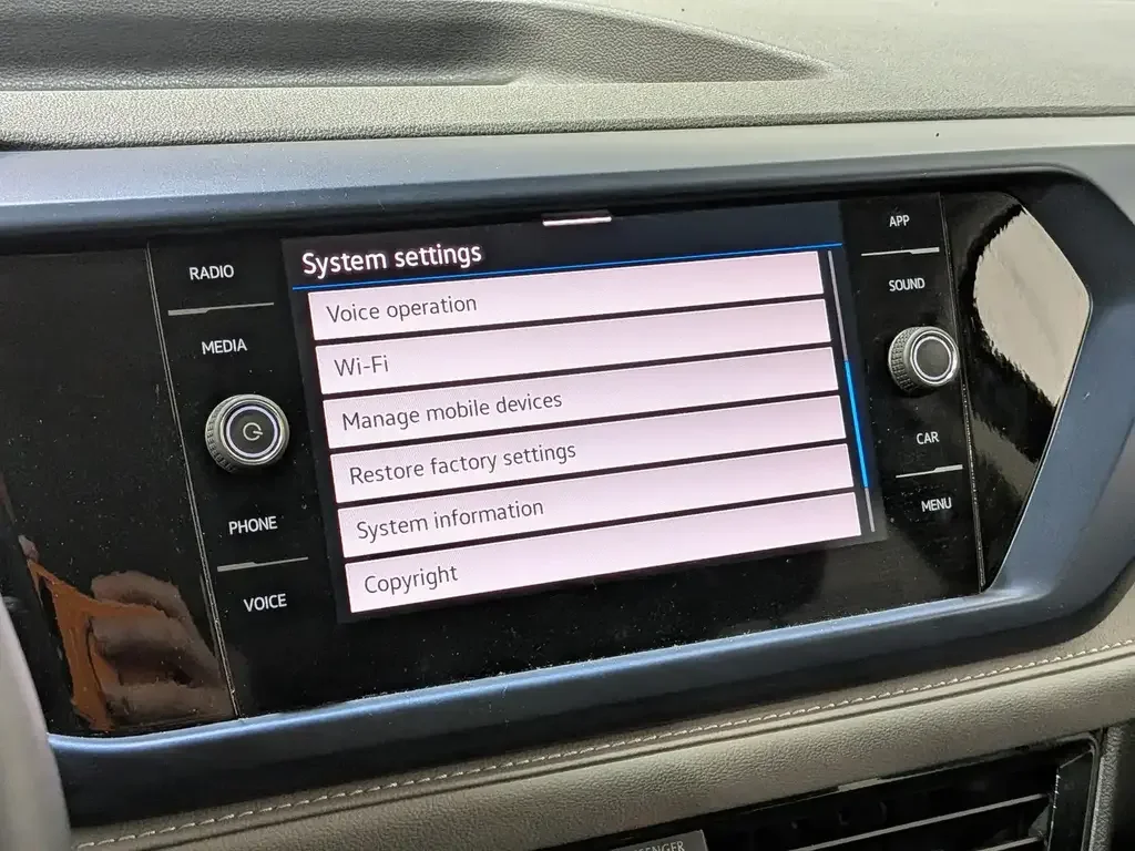 Volkswagen Taos снимка Volkswagen Taos