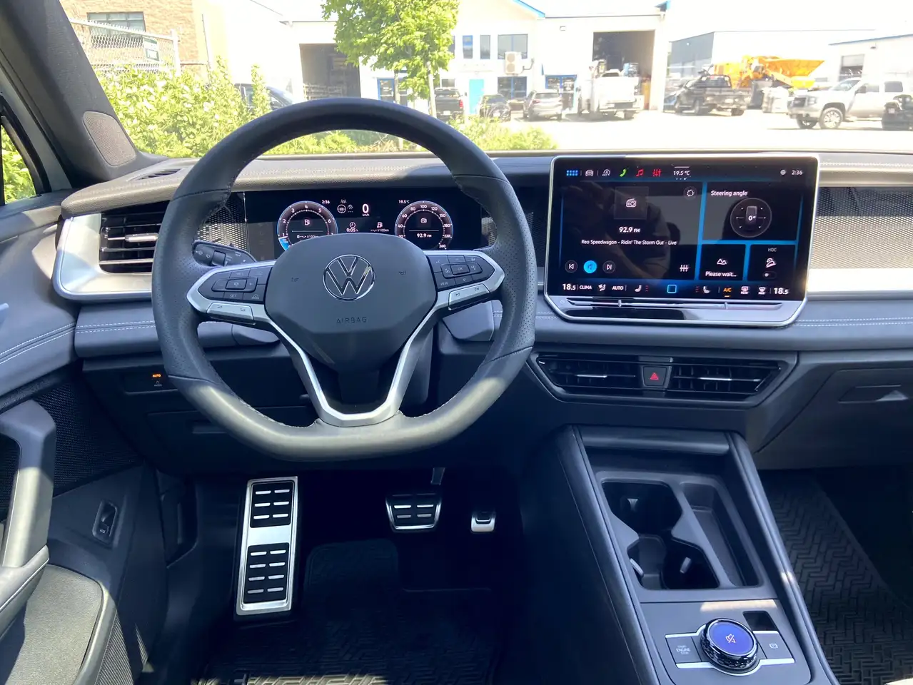 Volkswagen Tiguan снимка Volkswagen Tiguan