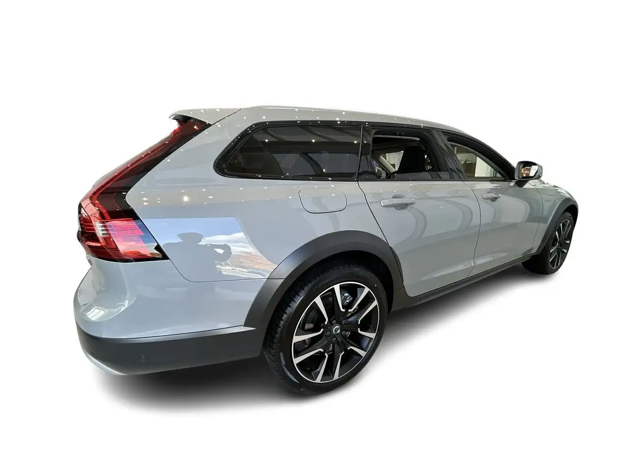 Volvo V90 Cross Country снимка Volvo V90 Cross Country