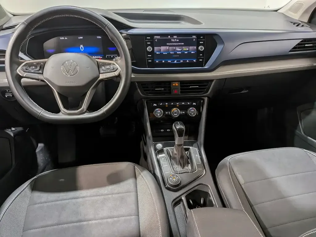 Volkswagen Taos снимка Volkswagen Taos