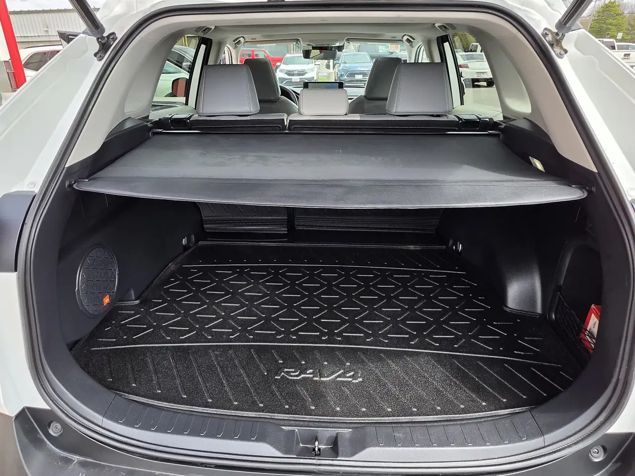 Toyota RAV 4 снимка Toyota RAV 4