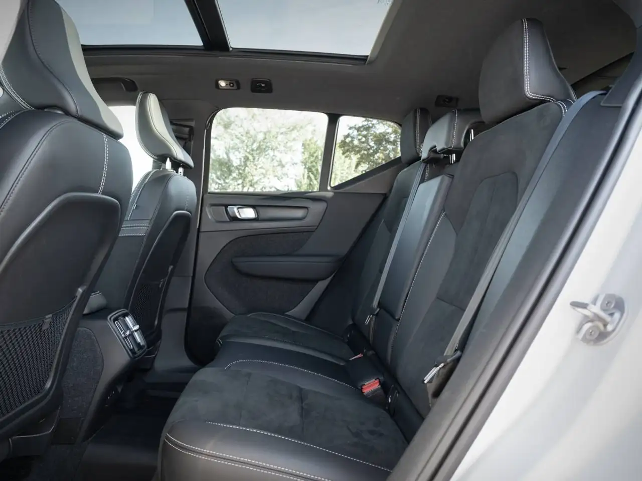 Volvo XC40 photo Volvo XC40