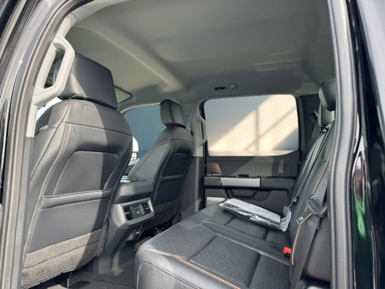 Ford F 350 снимка Ford F 350