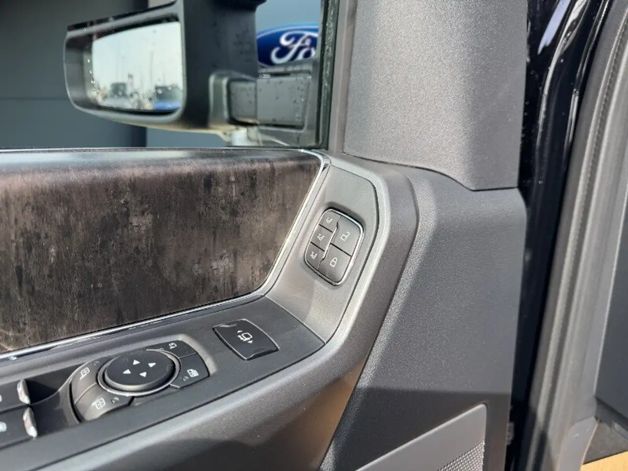 Ford F 350 снимка Ford F 350