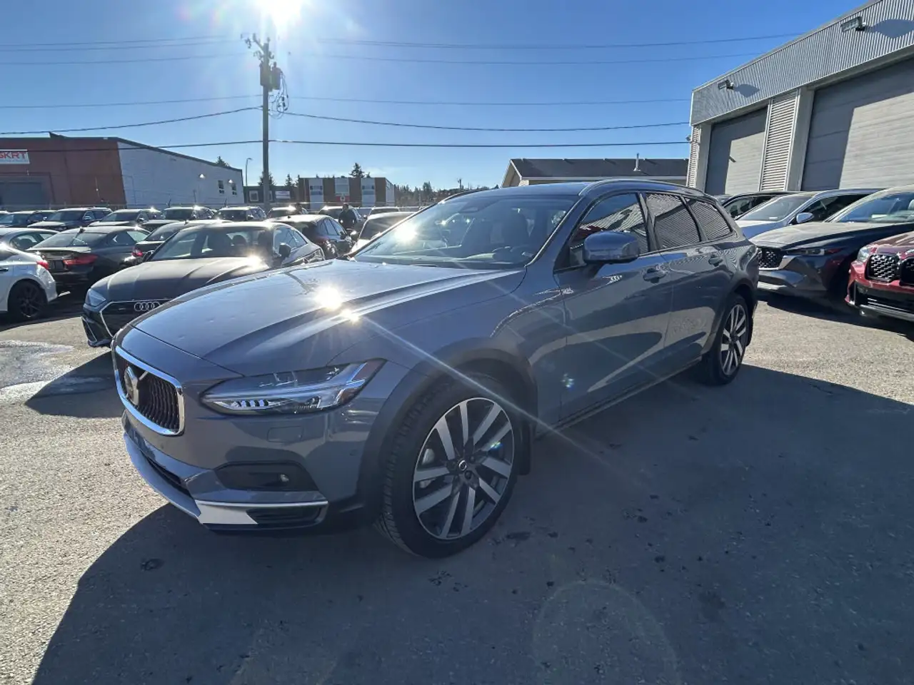 Volvo V90 Cross Country снимка Volvo V90 Cross Country