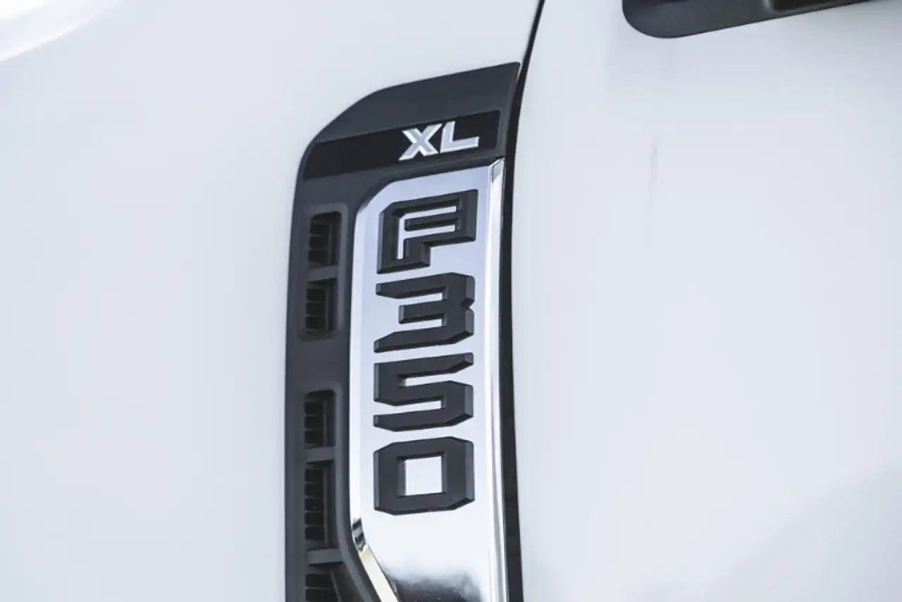 Ford F 350 снимка Ford F 350