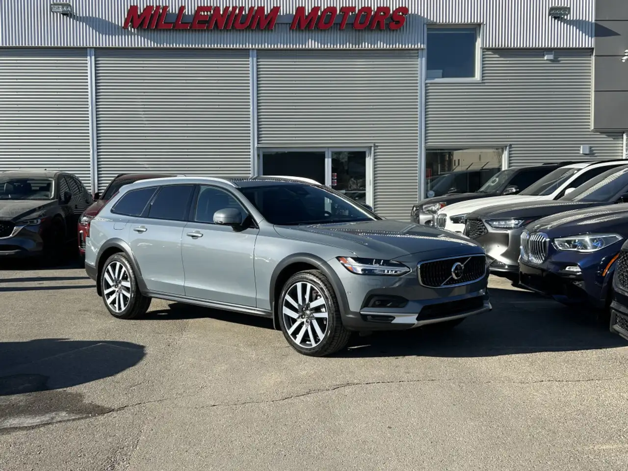 Volvo V90 Cross Country снимка Volvo V90 Cross Country