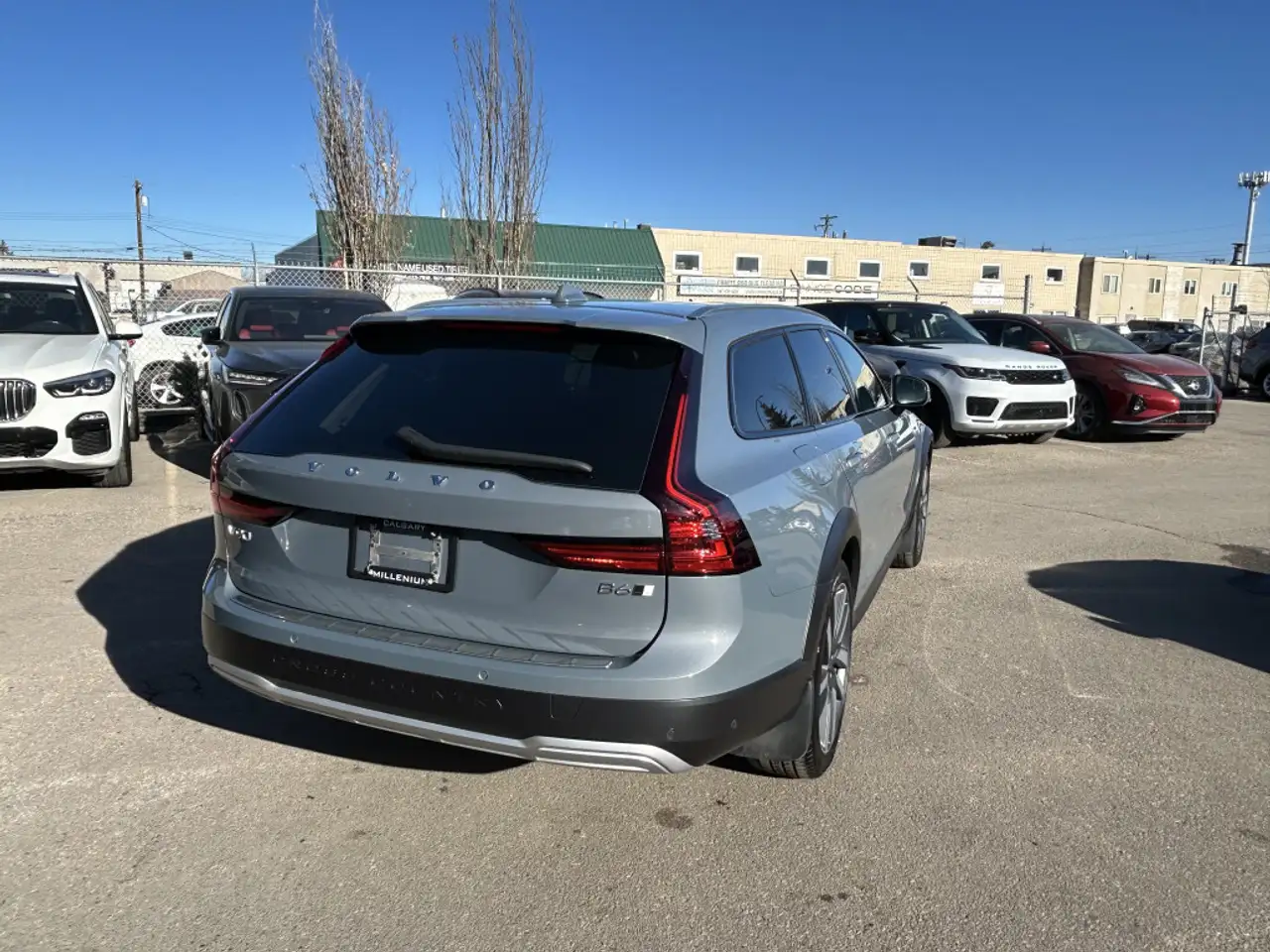 Volvo V90 Cross Country снимка Volvo V90 Cross Country