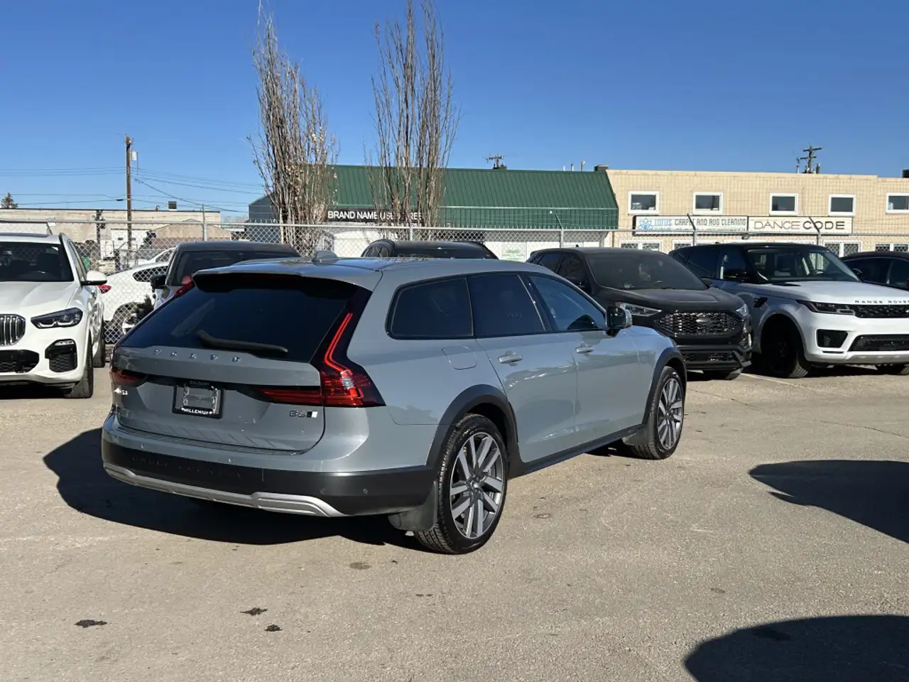 Volvo V90 Cross Country снимка Volvo V90 Cross Country