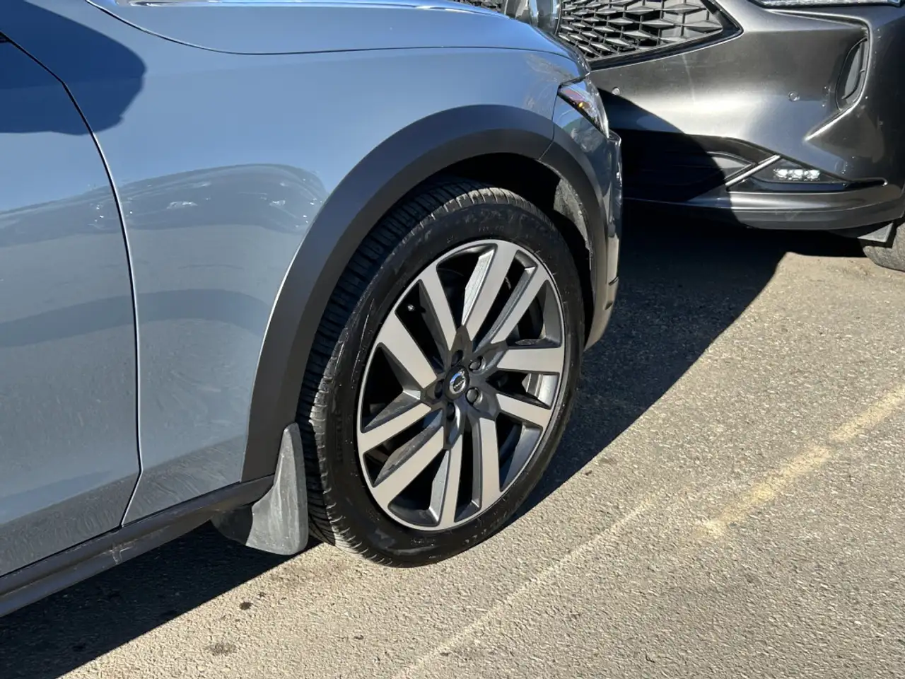 Volvo V90 Cross Country снимка Volvo V90 Cross Country