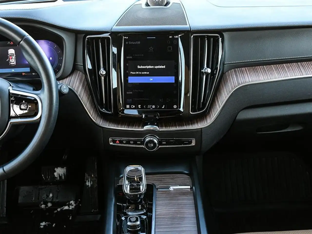 Volvo XC60 снимка Volvo XC60