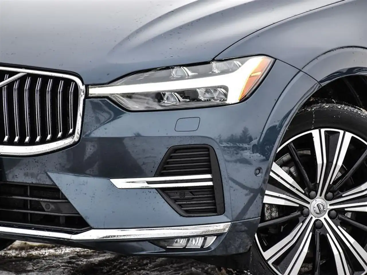 Volvo XC60 снимка Volvo XC60
