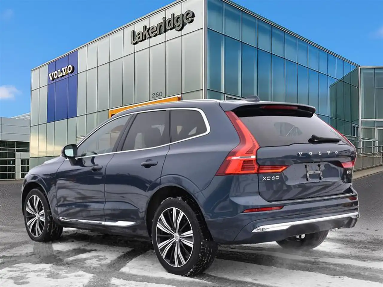 Volvo XC60 снимка Volvo XC60