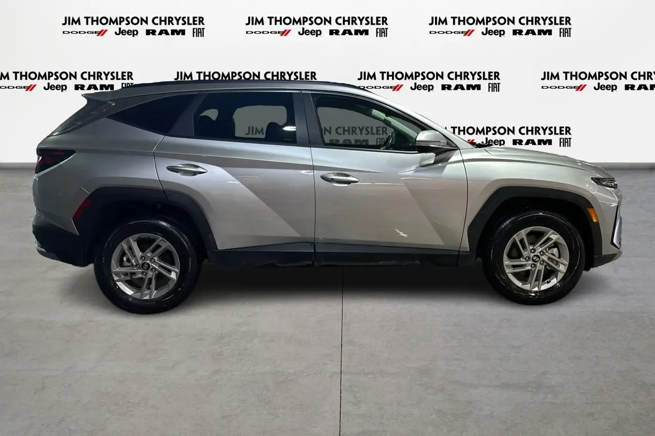 Hyundai TUCSON снимка Hyundai TUCSON