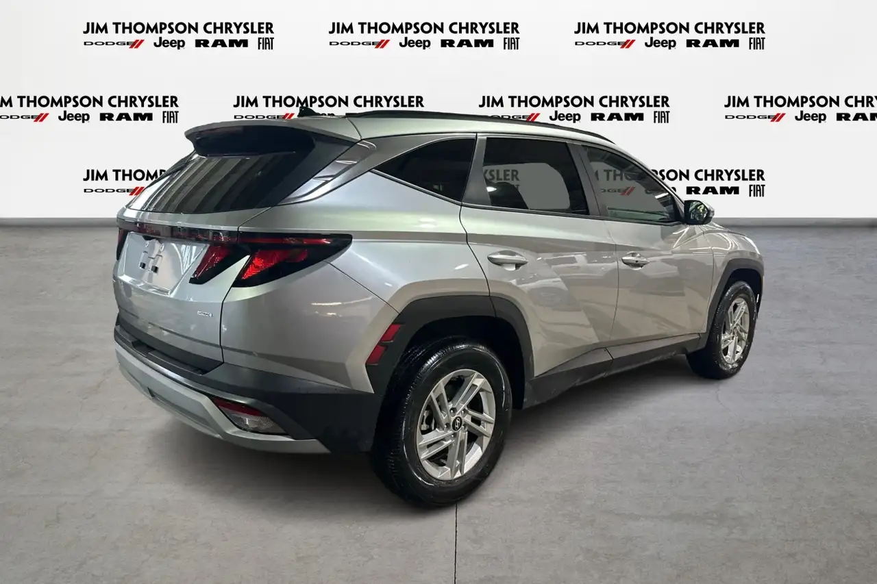 Hyundai TUCSON снимка Hyundai TUCSON