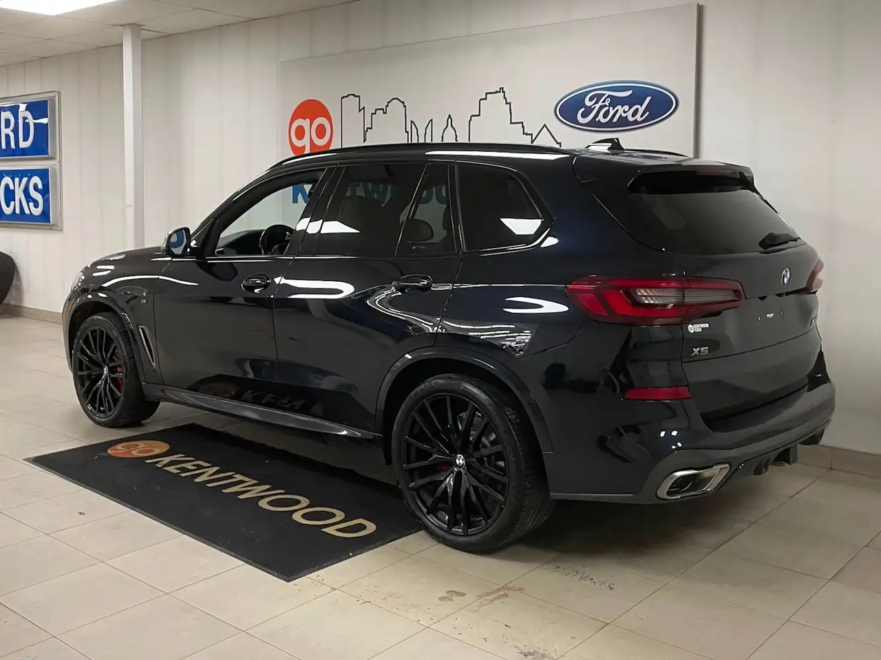 BMW X5 снимка BMW X5