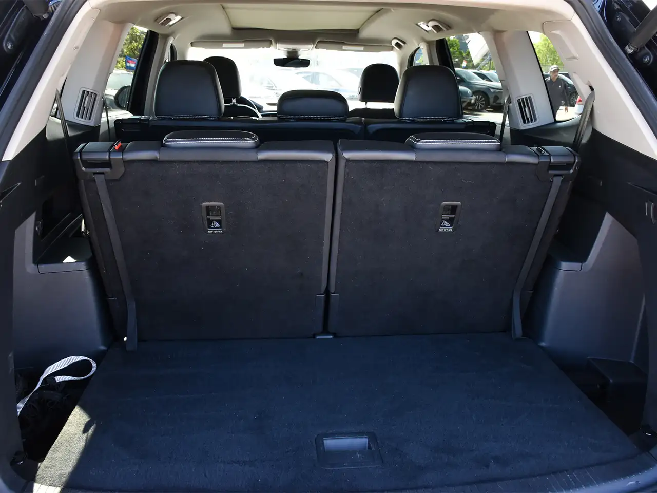 Volkswagen Atlas снимка Volkswagen Atlas