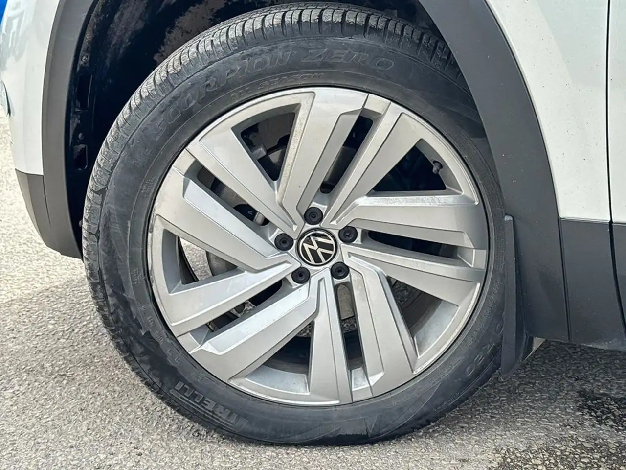 Volkswagen Atlas снимка Volkswagen Atlas