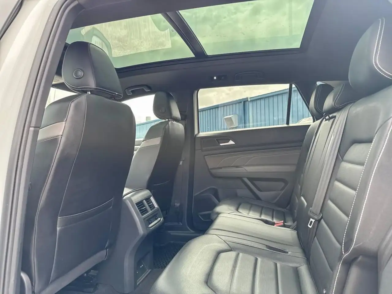 Volkswagen Atlas снимка Volkswagen Atlas