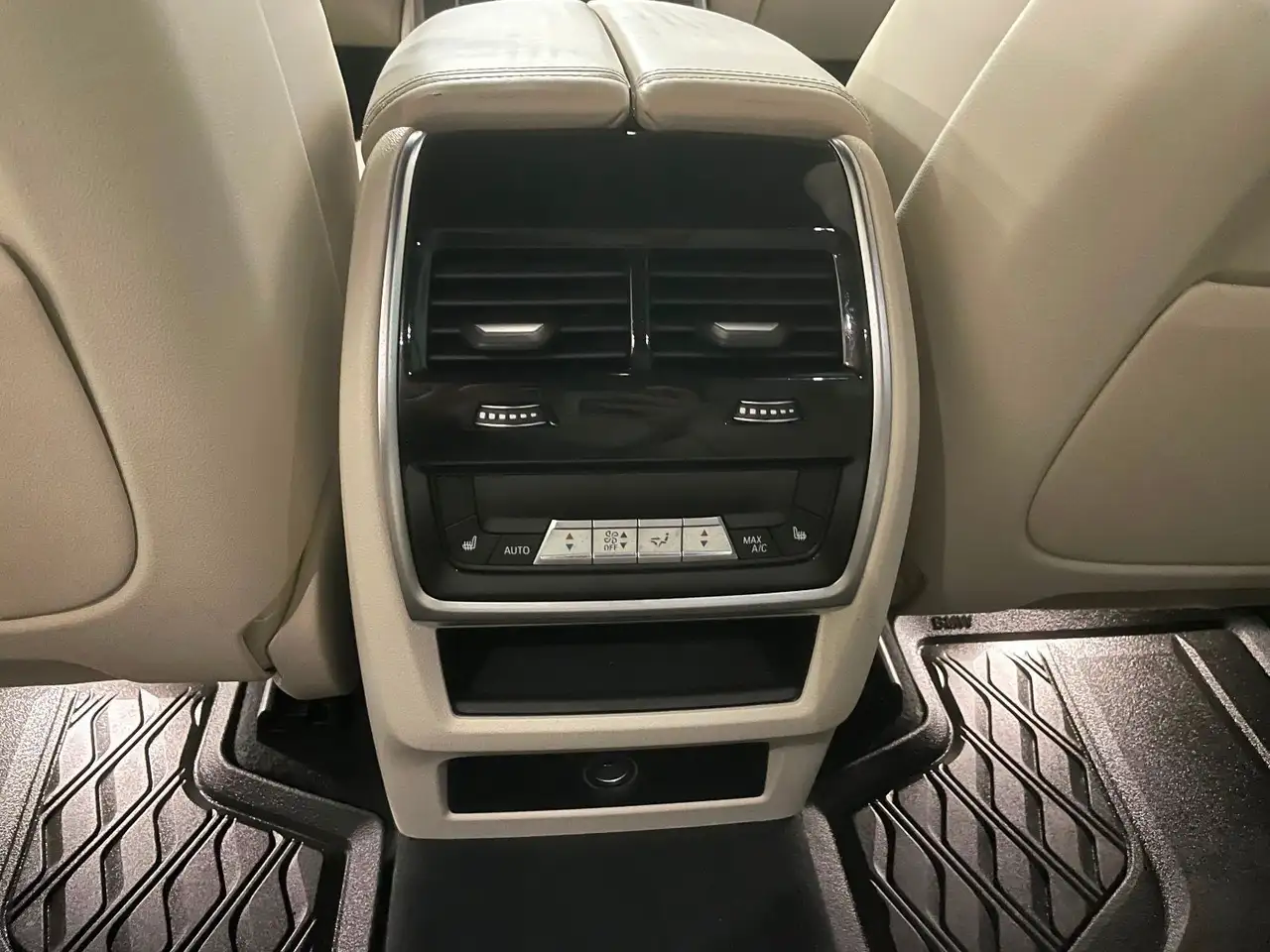 BMW X5 снимка BMW X5