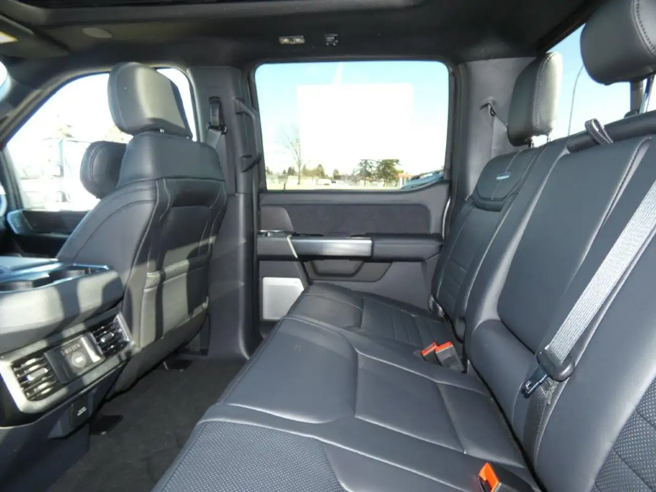 Ford F 350 снимка Ford F 350