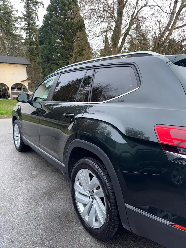 Volkswagen Atlas снимка Volkswagen Atlas
