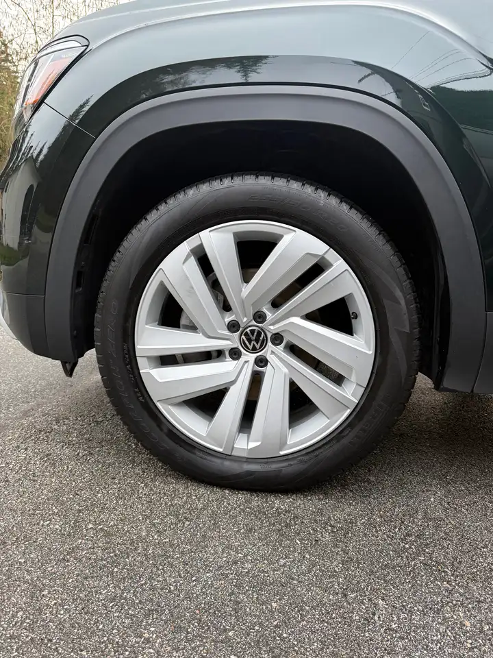 Volkswagen Atlas снимка Volkswagen Atlas
