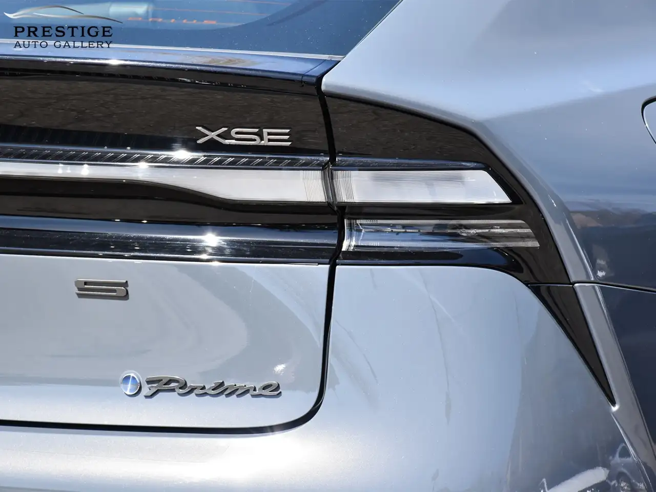 Toyota Prius Prime снимка Toyota Prius Prime
