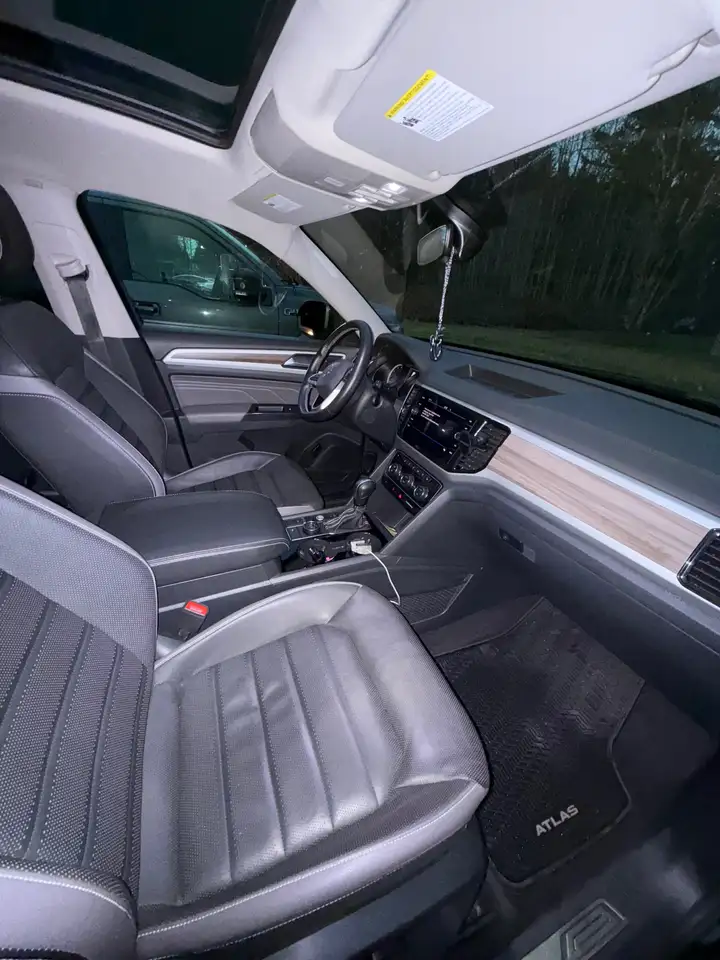 Volkswagen Atlas снимка Volkswagen Atlas