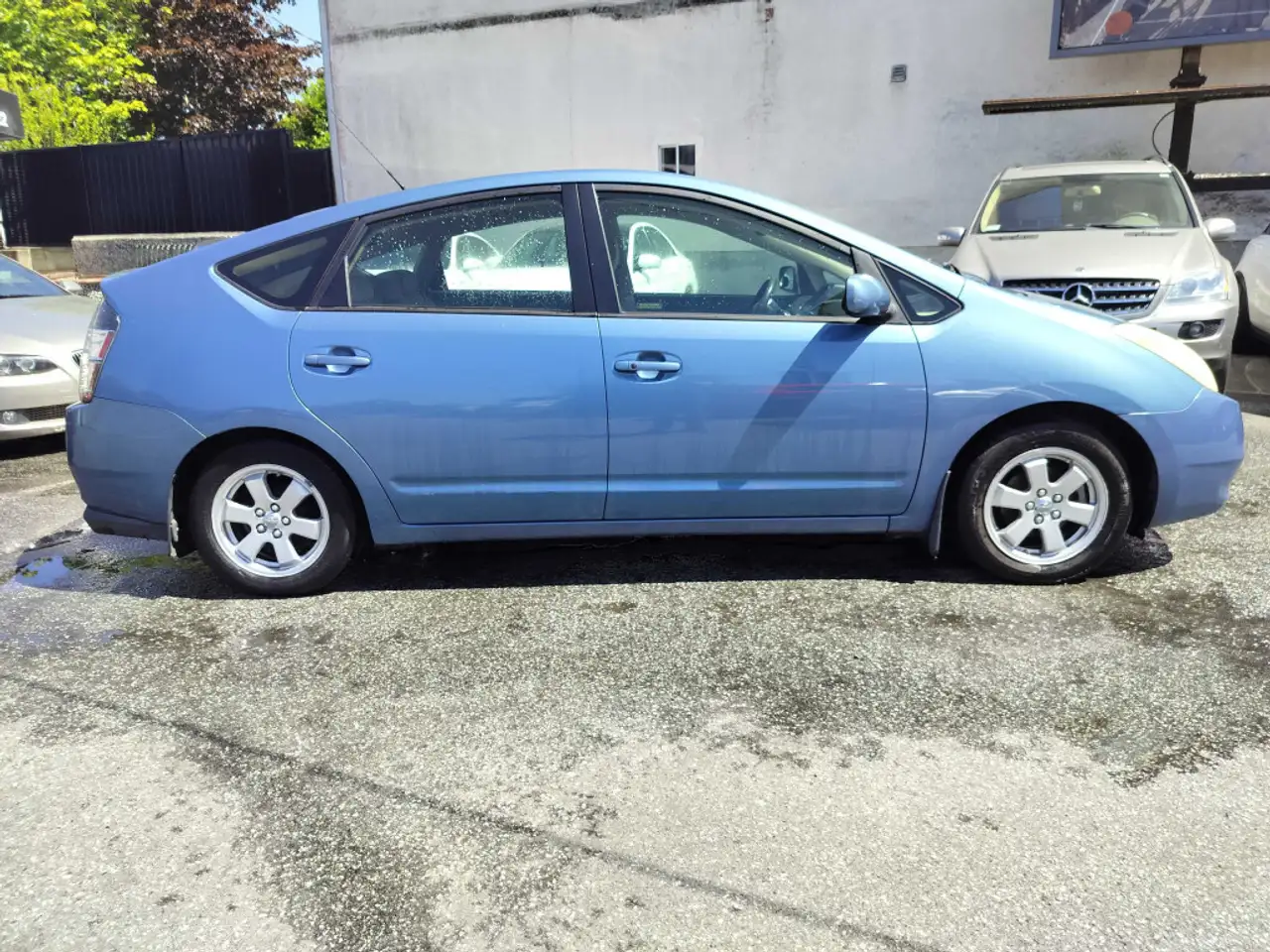 Toyota Prius снимка Toyota Prius