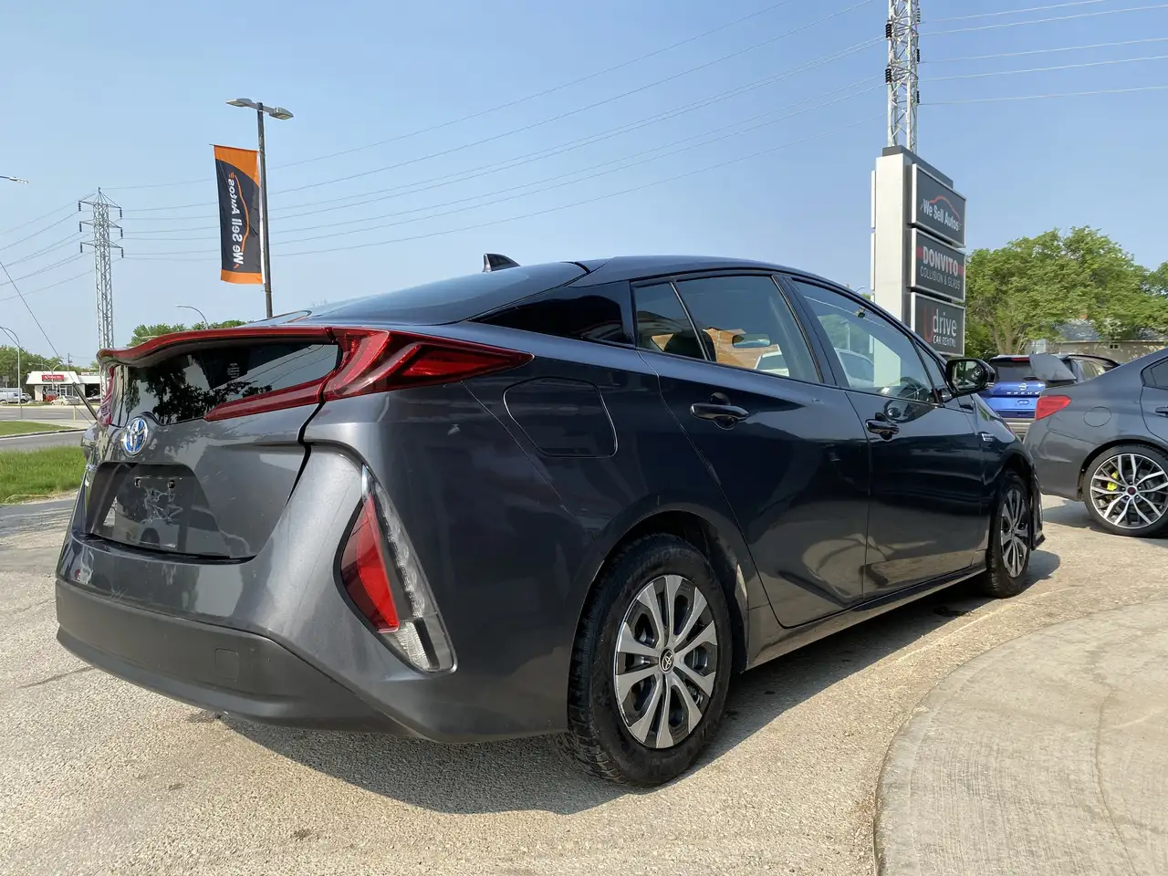 Toyota Prius Prime снимка Toyota Prius Prime