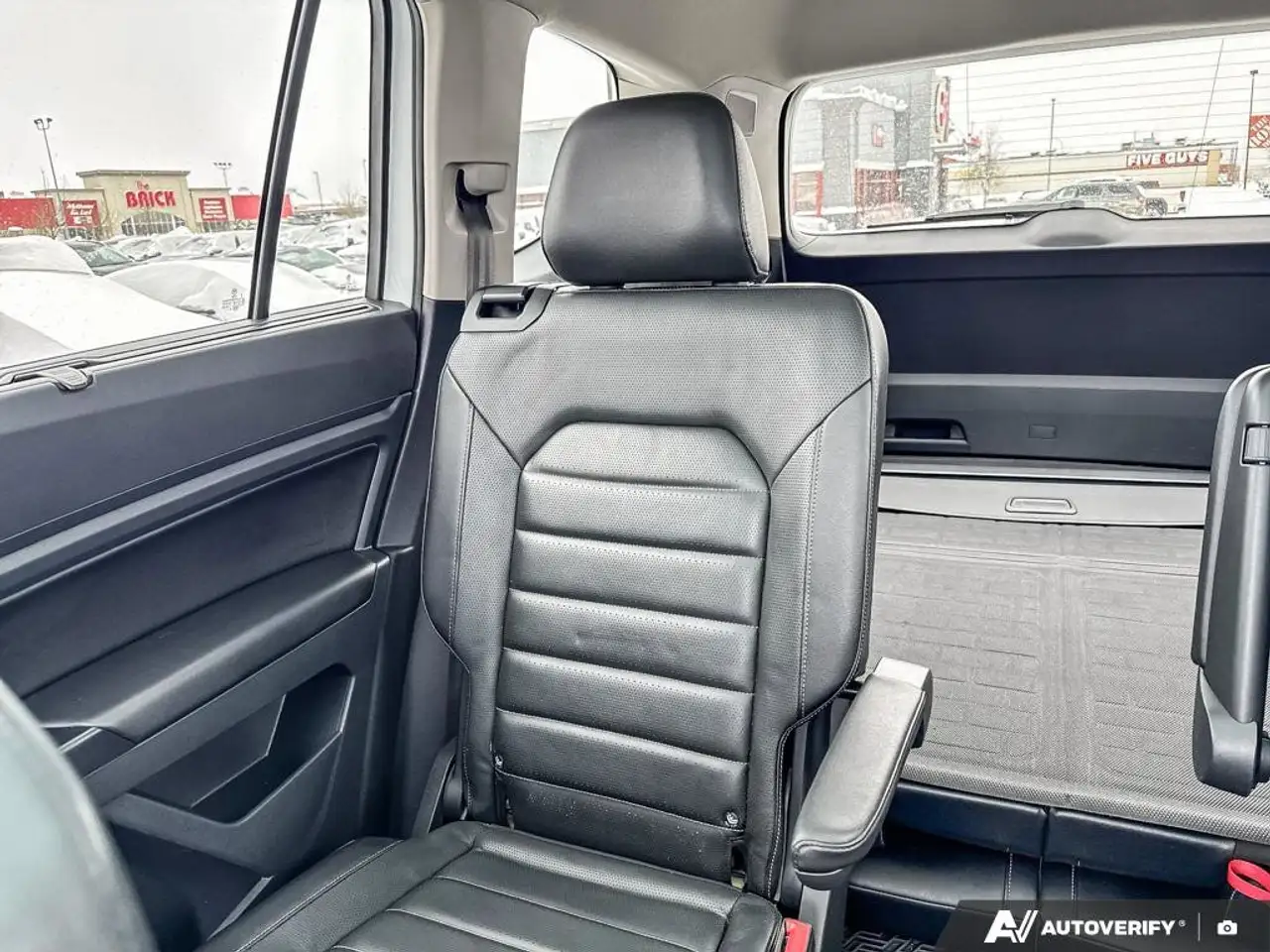 Volkswagen Atlas снимка Volkswagen Atlas