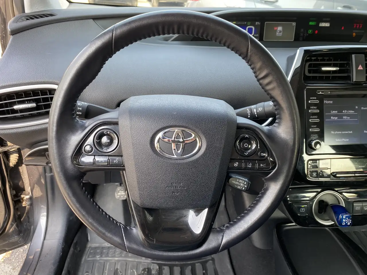 Toyota Prius Prime снимка Toyota Prius Prime