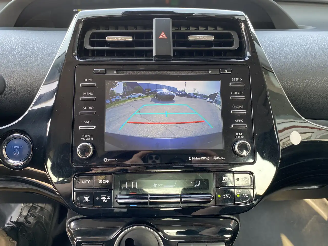 Toyota Prius Prime снимка Toyota Prius Prime