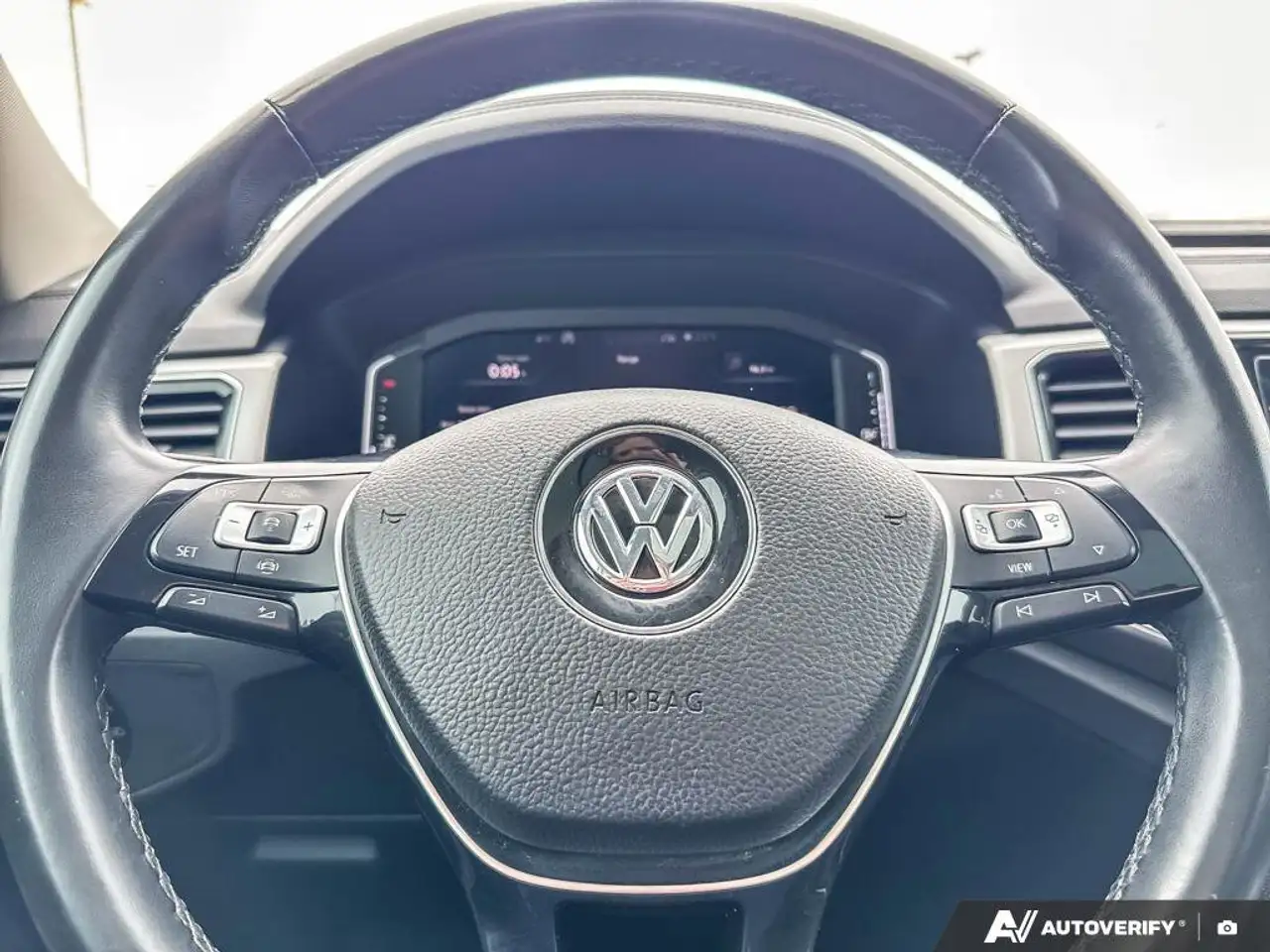 Volkswagen Atlas снимка Volkswagen Atlas