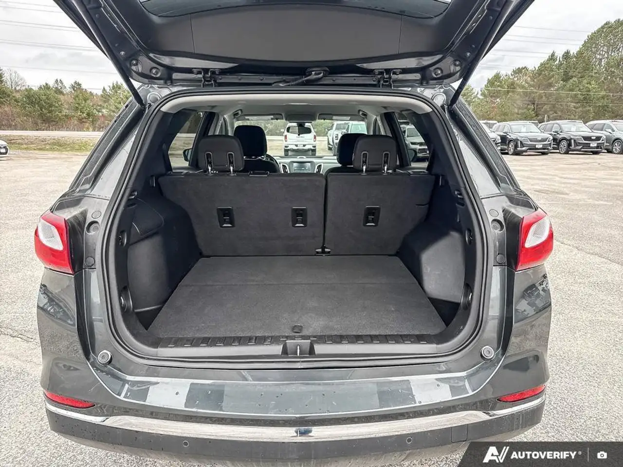 Chevrolet Equinox photo Chevrolet Equinox