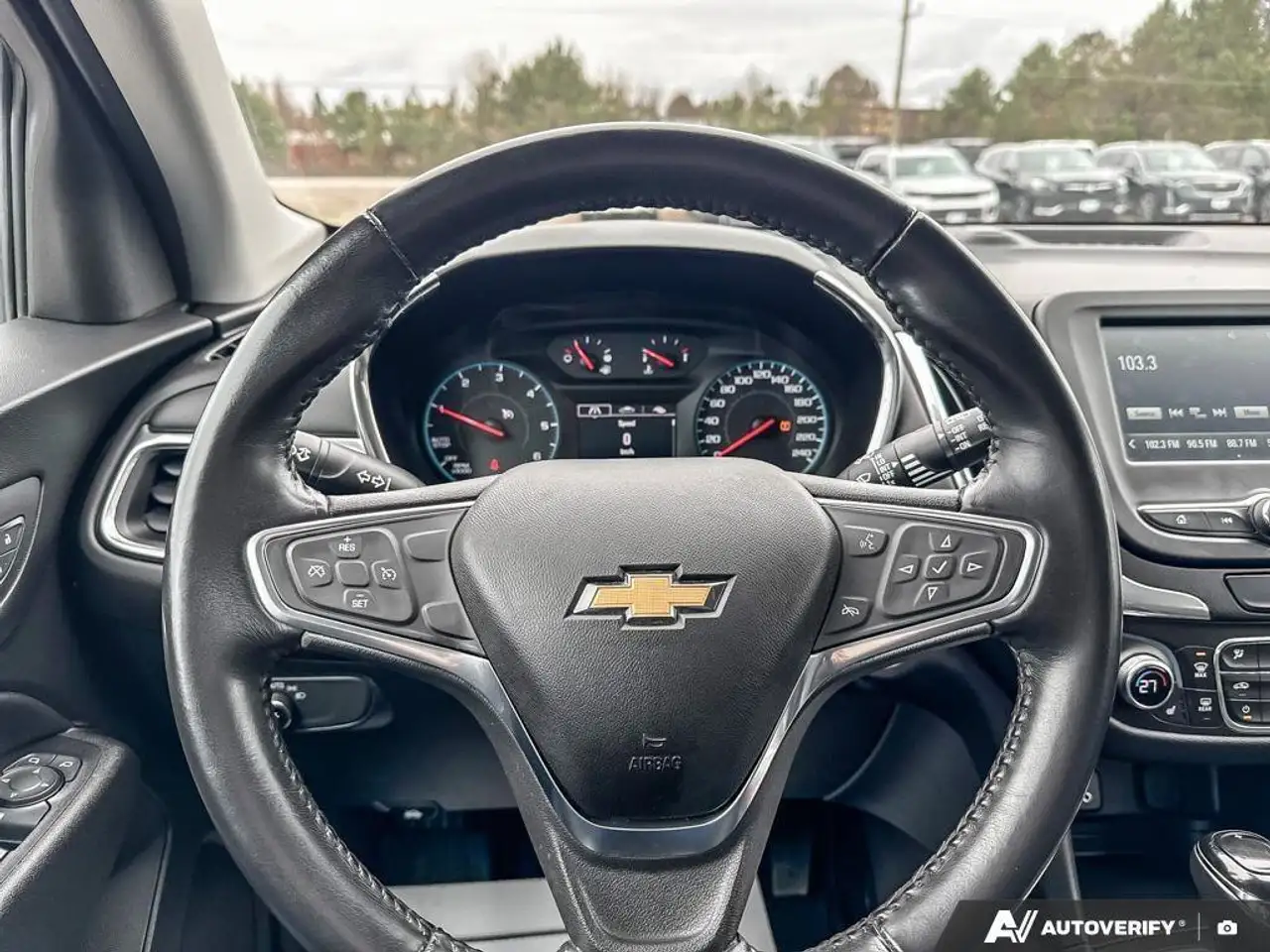 Chevrolet Equinox photo Chevrolet Equinox