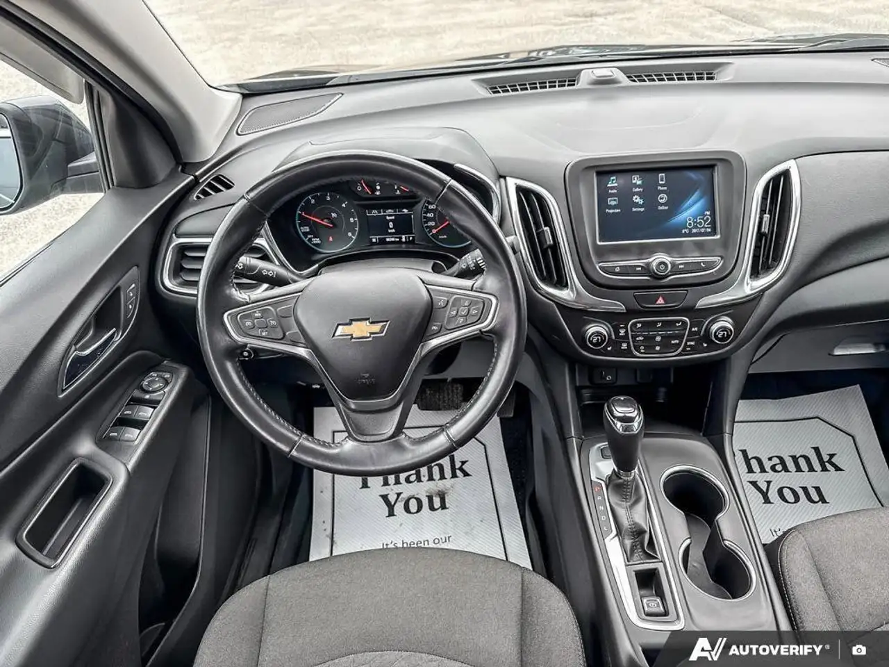Chevrolet Equinox photo Chevrolet Equinox
