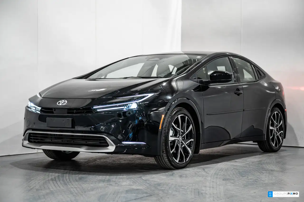 Toyota Prius снимка Toyota Prius