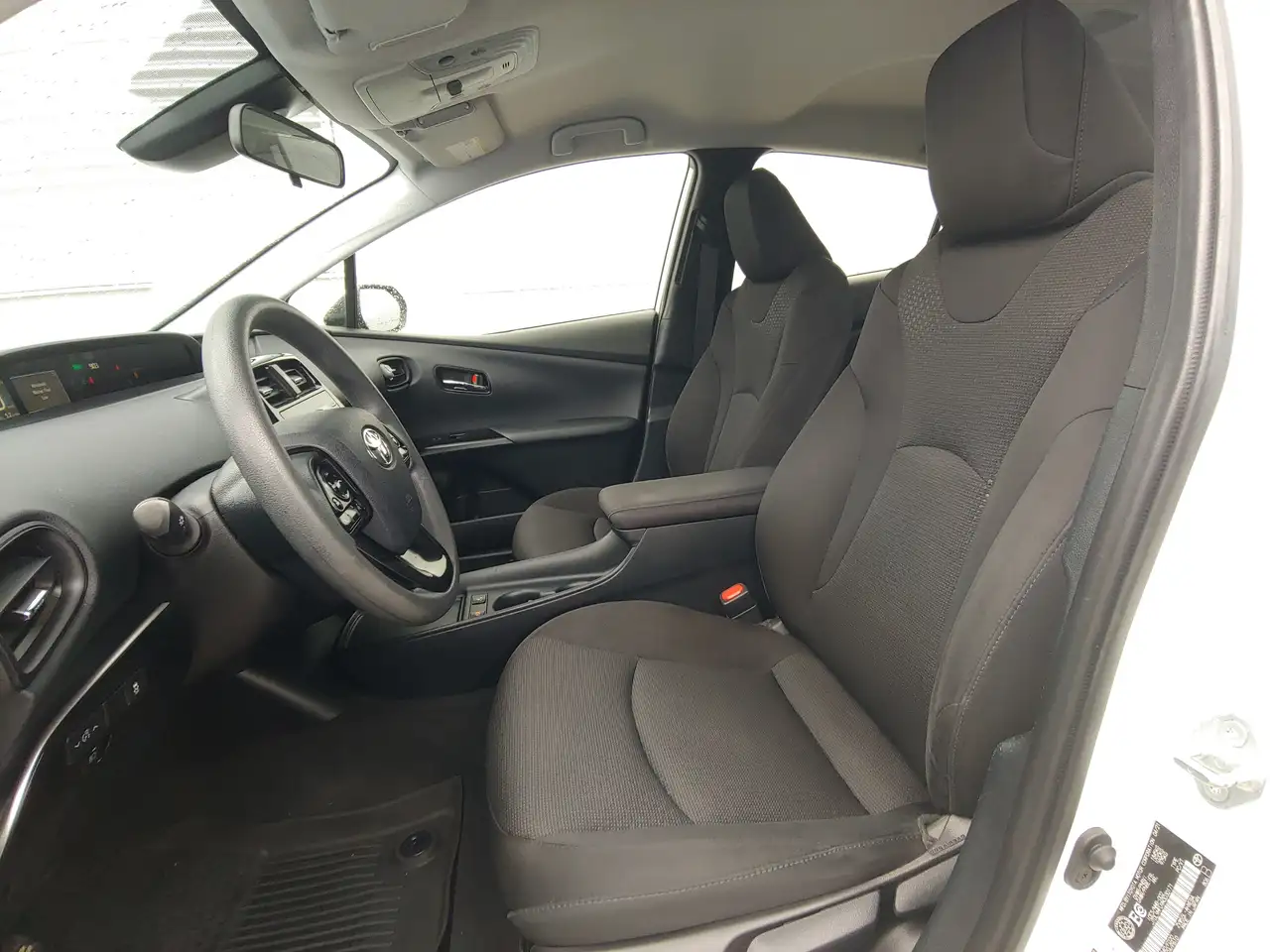 Toyota Prius снимка Toyota Prius