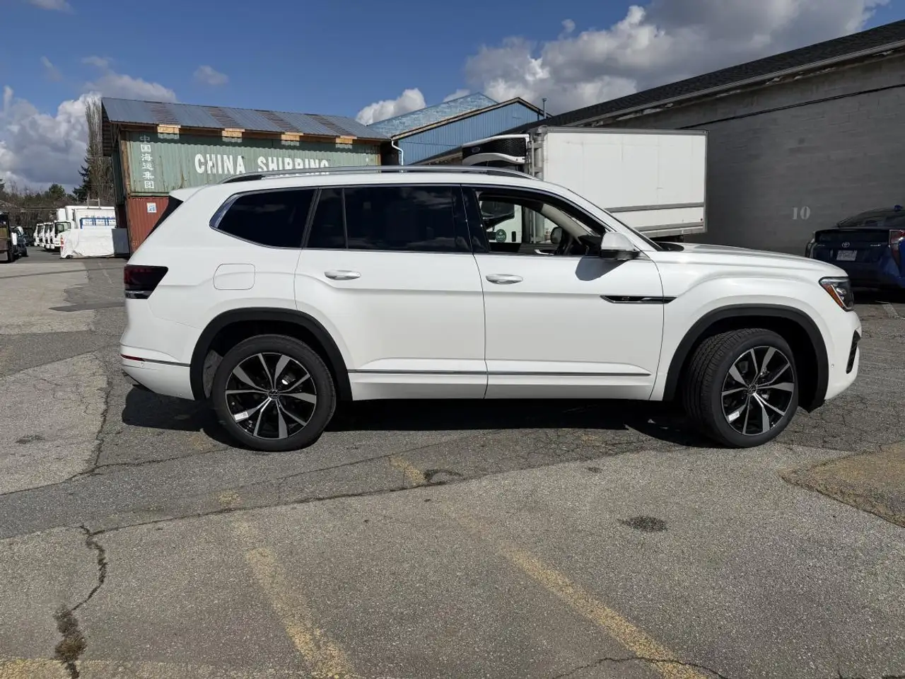 Volkswagen Atlas снимка Volkswagen Atlas