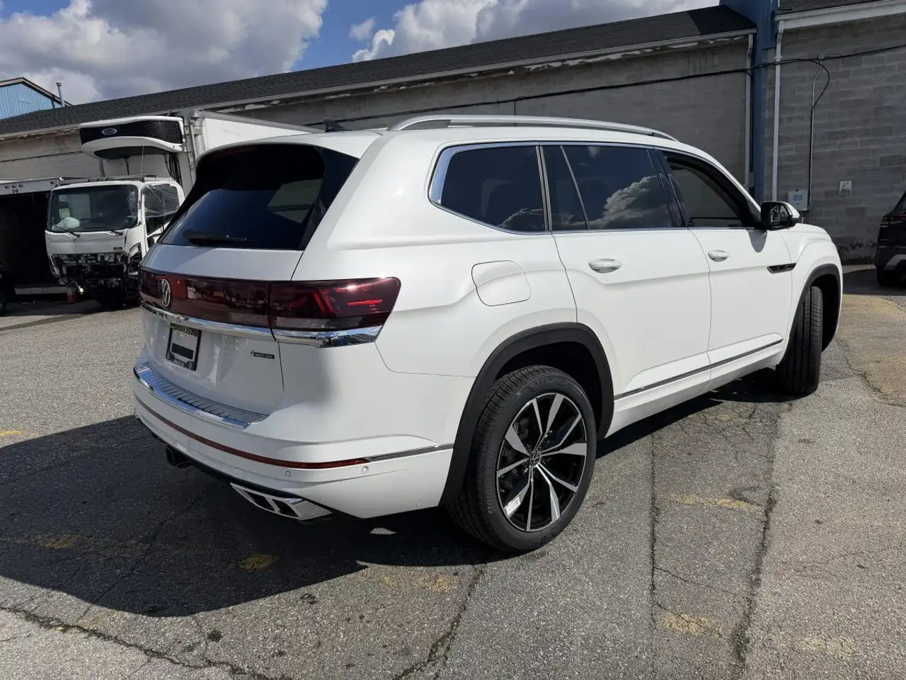 Volkswagen Atlas снимка Volkswagen Atlas