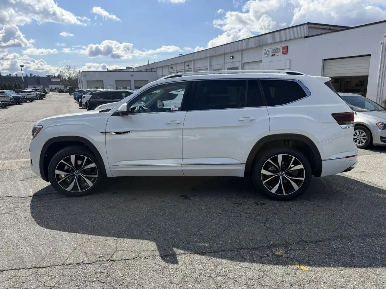 Volkswagen Atlas снимка Volkswagen Atlas