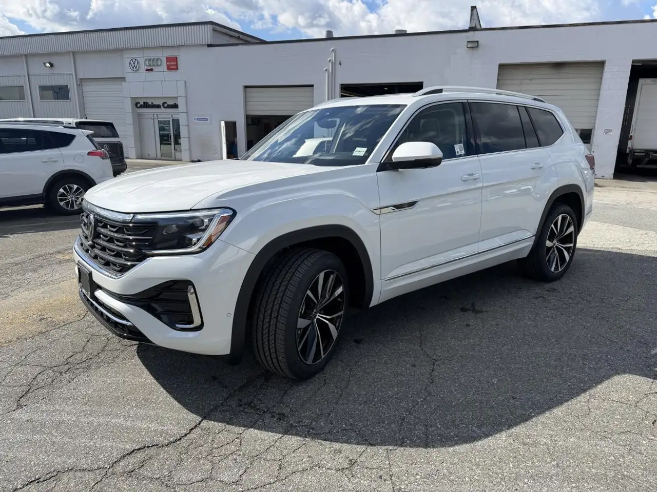 Volkswagen Atlas снимка Volkswagen Atlas