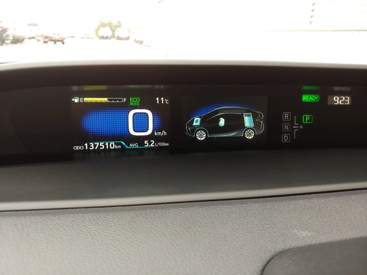 Toyota Prius снимка Toyota Prius