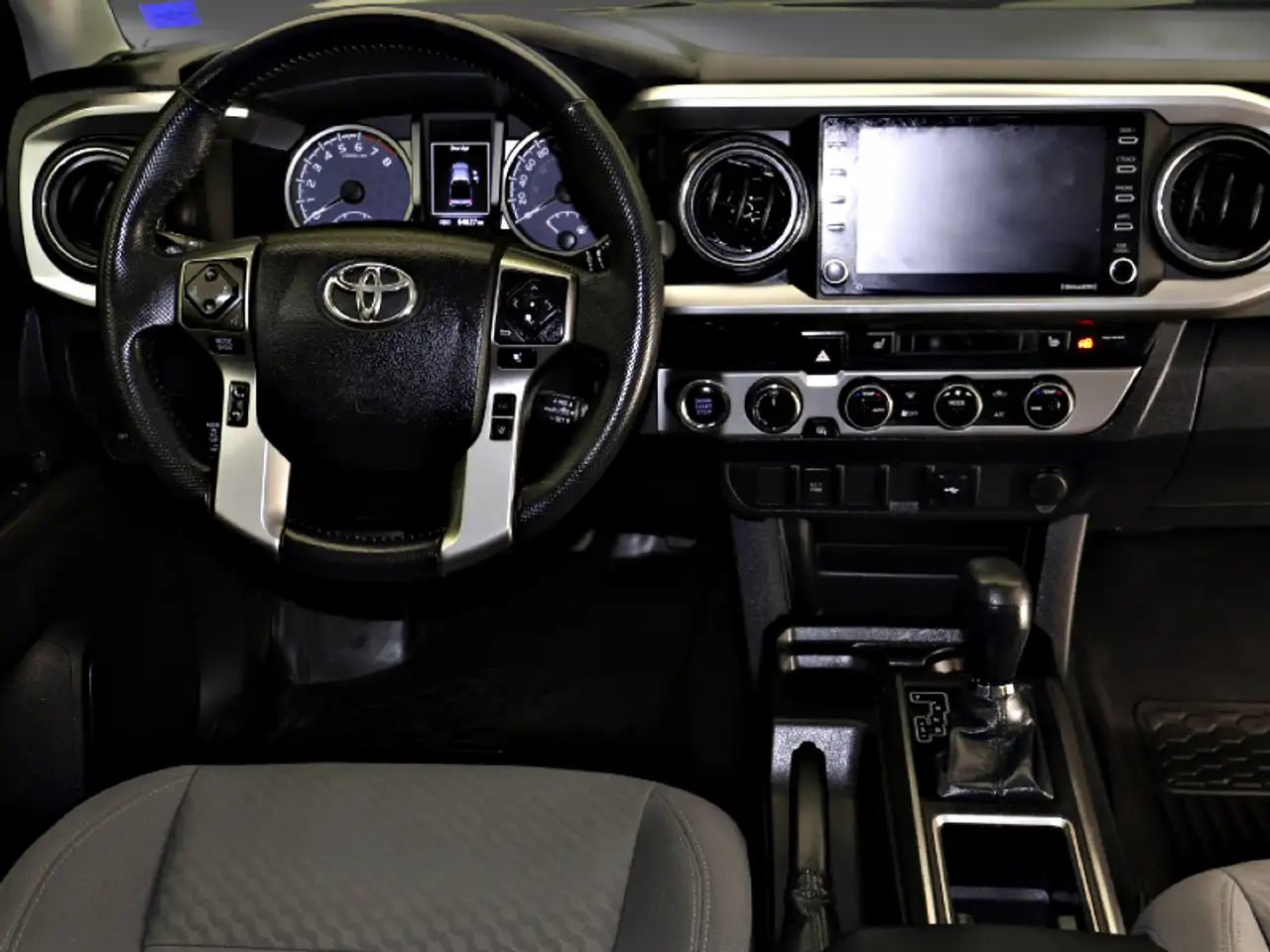 Toyota Tacoma снимка Toyota Tacoma