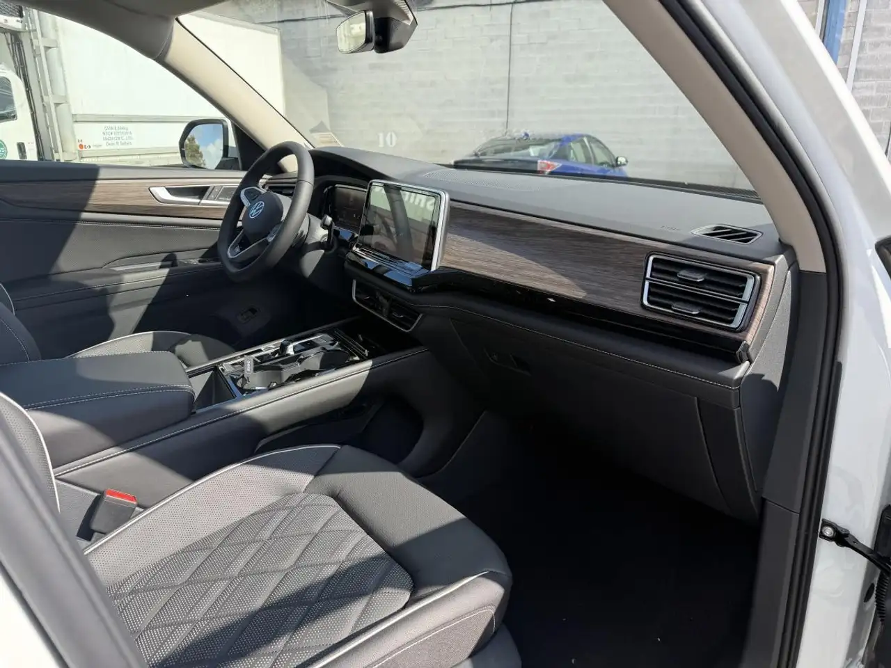 Volkswagen Atlas снимка Volkswagen Atlas