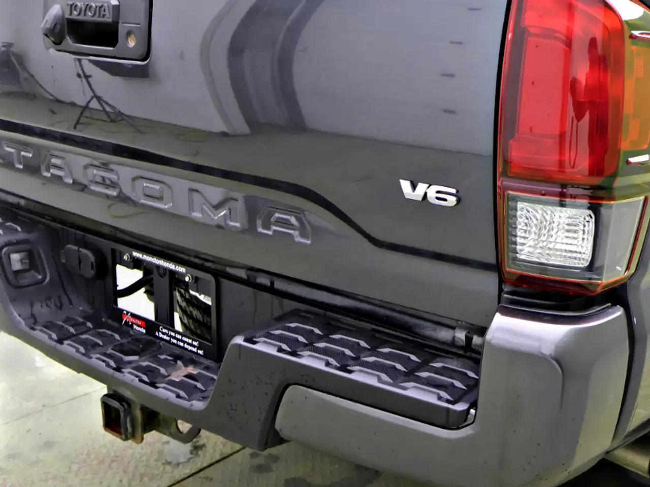 Toyota Tacoma снимка Toyota Tacoma