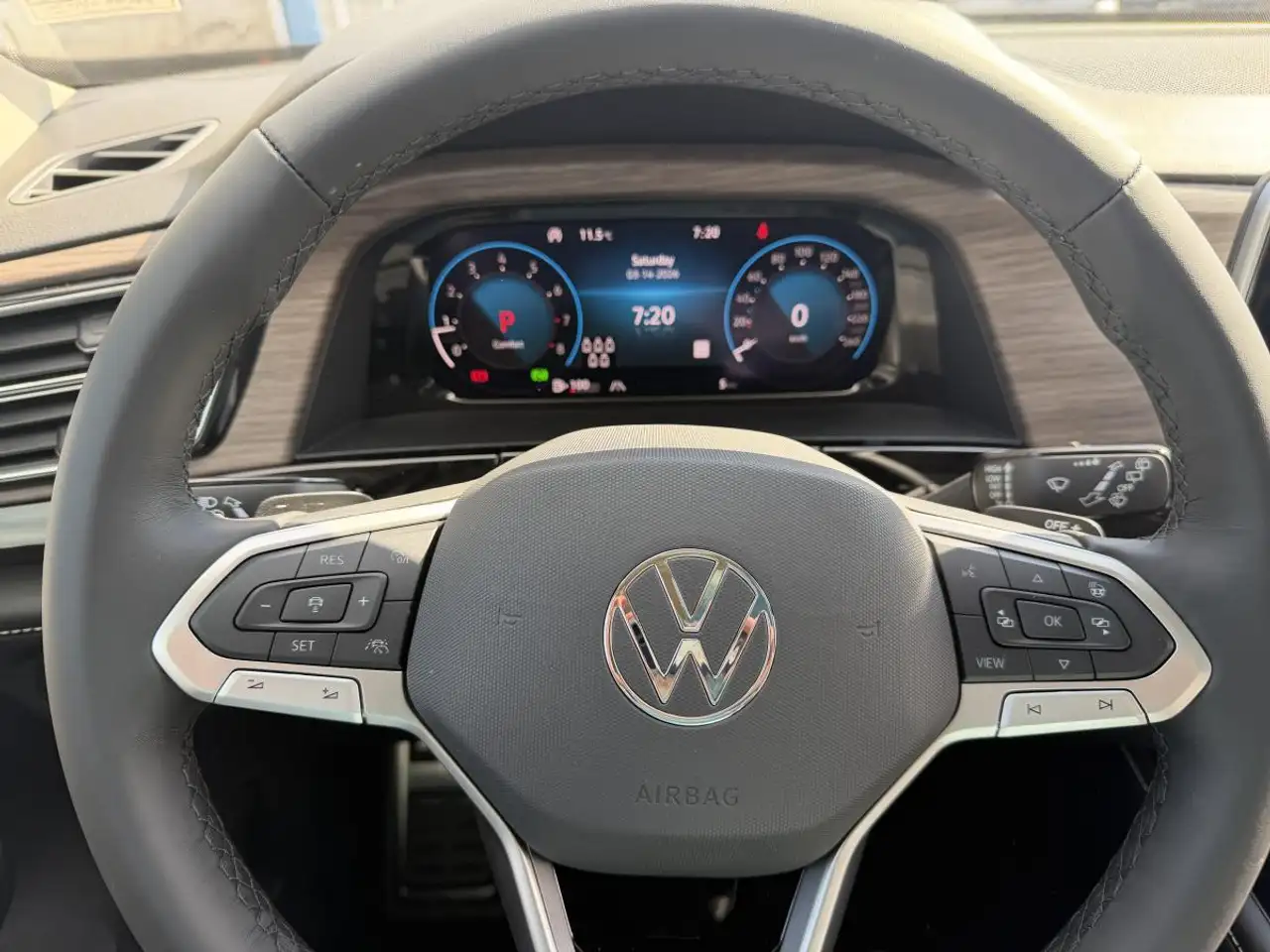 Volkswagen Atlas снимка Volkswagen Atlas