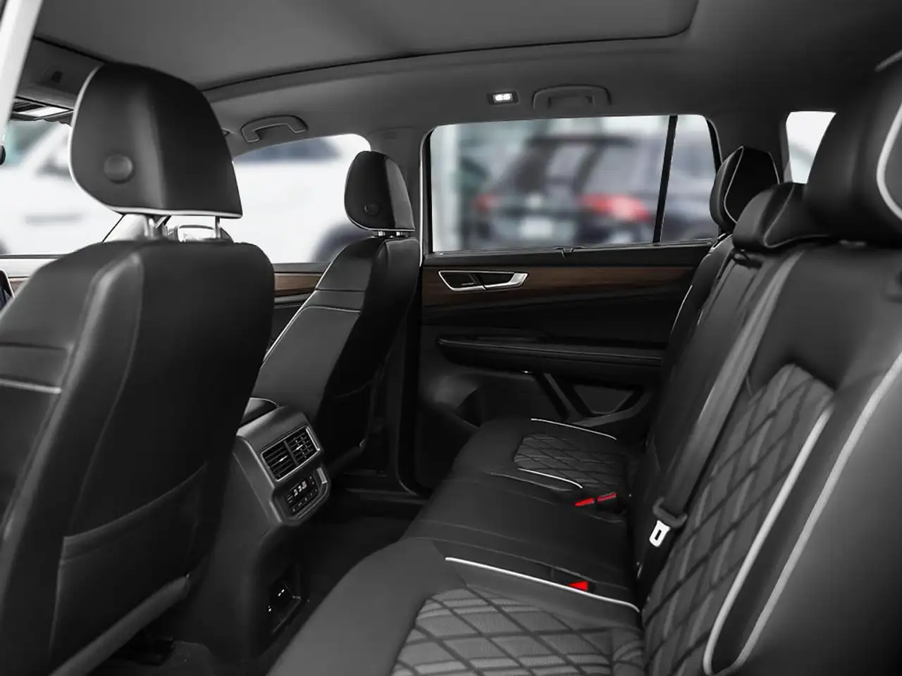 Volkswagen Atlas снимка Volkswagen Atlas